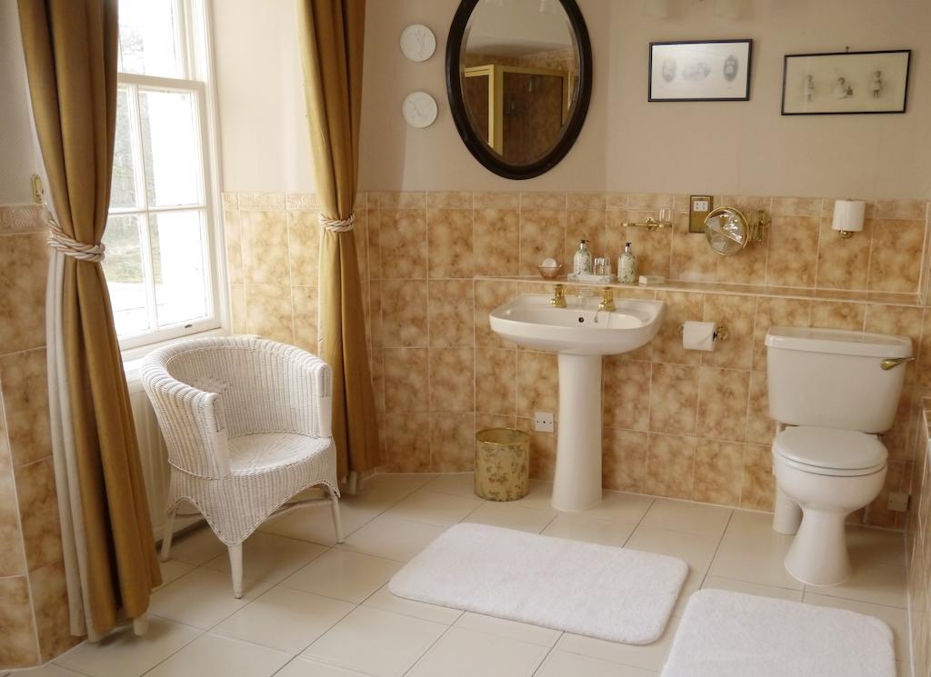 מלון בנצ'ורי Deeside Country House מראה חיצוני תמונה